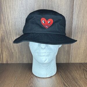Keith Haring Black Bucket Hat with Red Heart Design **Read Description**